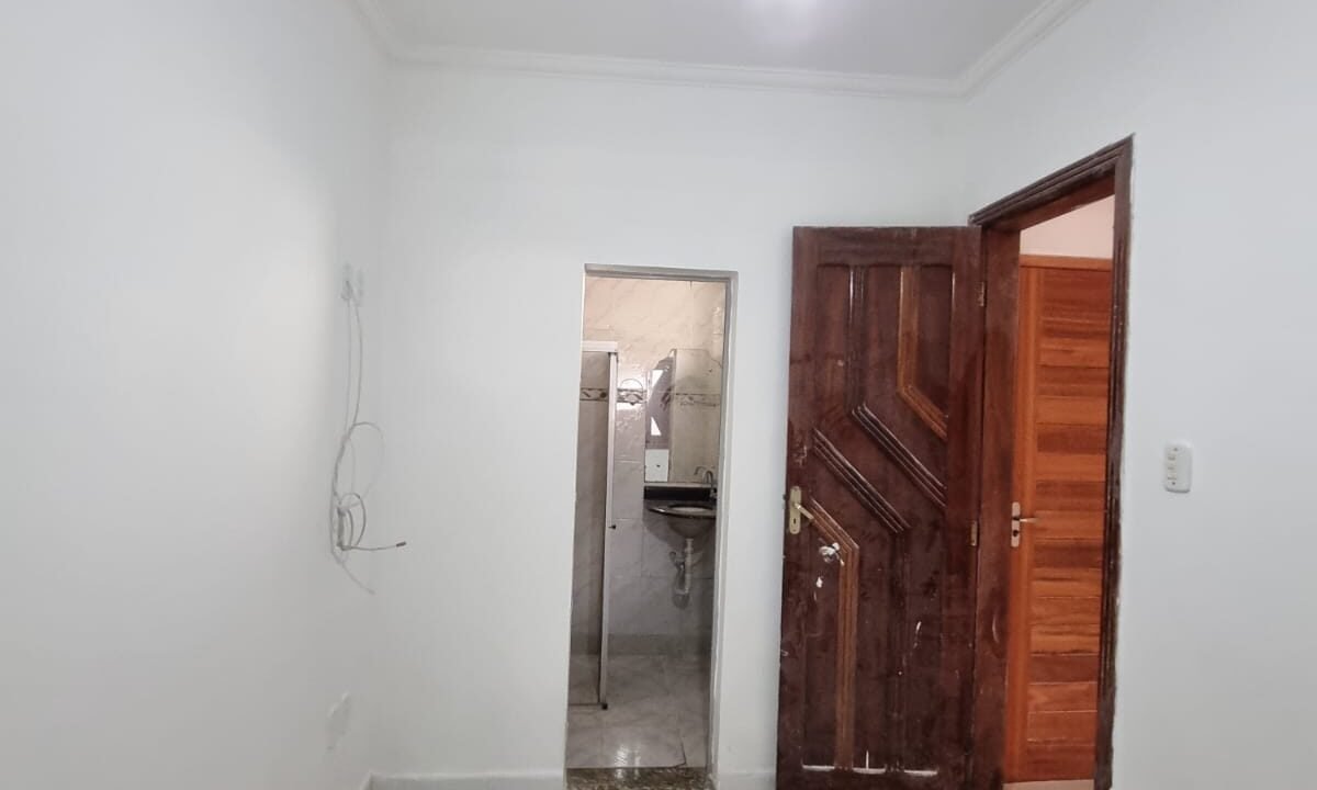 1000259876