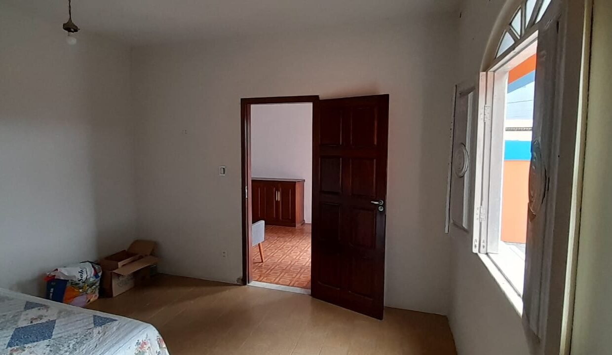 1000472651