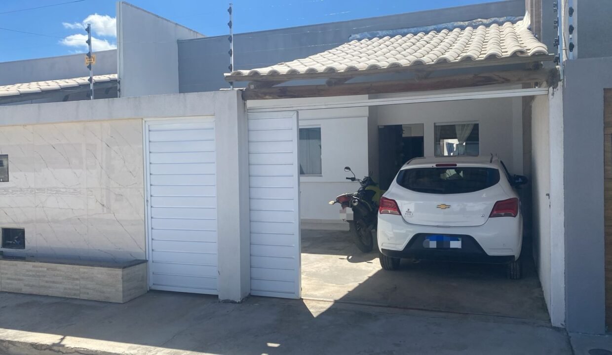 5adb873c-3a04-49ee-a172-e035a8b62669