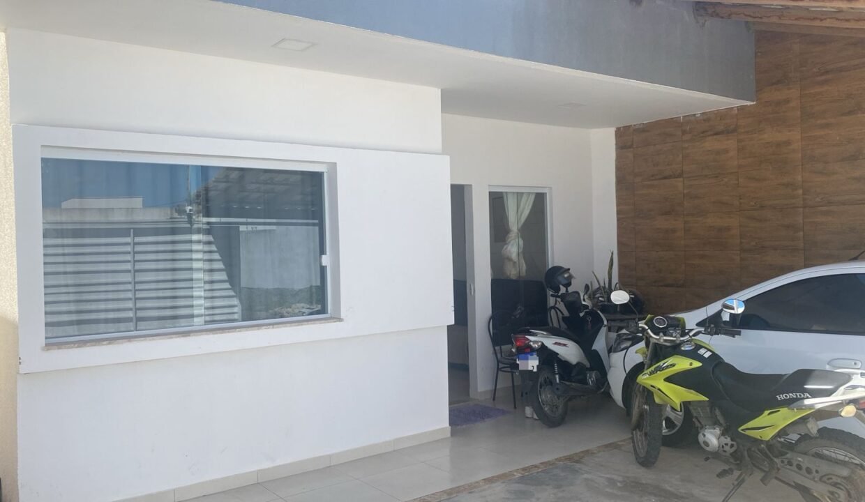 bc6e8305-da3e-4ab2-a274-04ff5ac59fcc