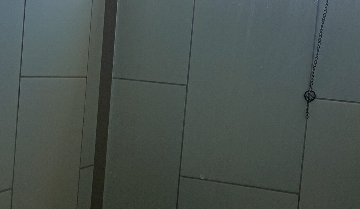 56488